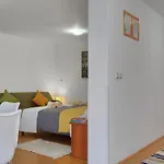 Vinska Trta Catez ob Savi