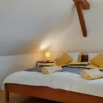 Vinska Trta Appartement Catez ob Savi