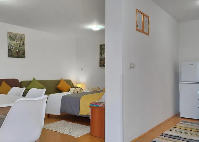 Vinska Trta كاتيز أوب سافي